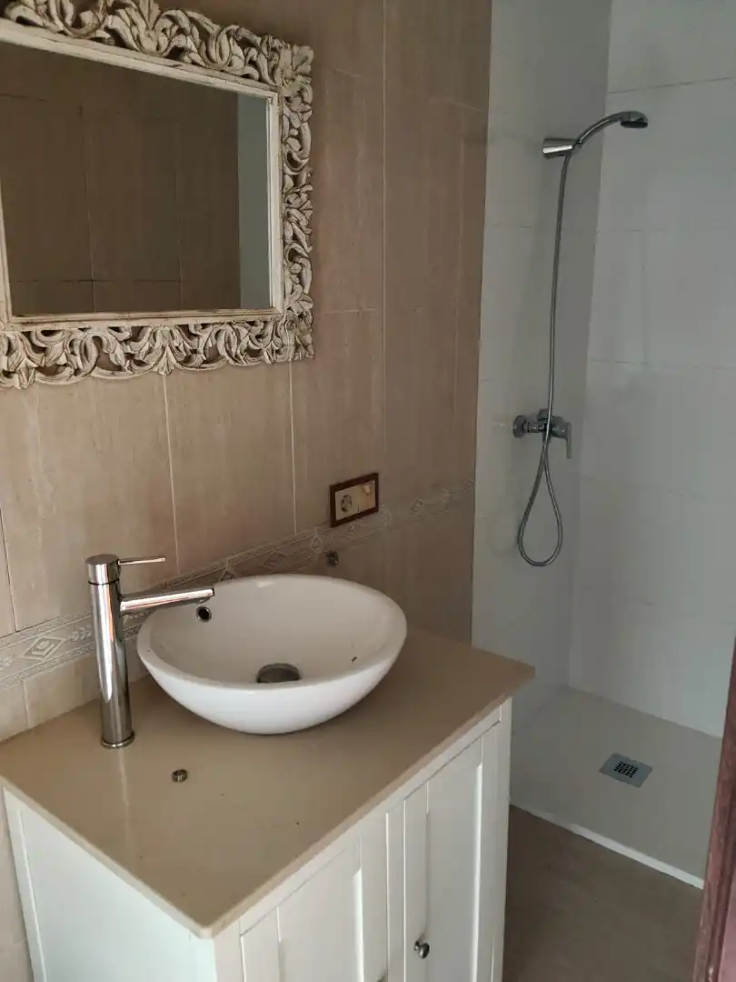 Baño de Casa o chalet en venta en Poio con Calefacción, Jardín privado y Terraza