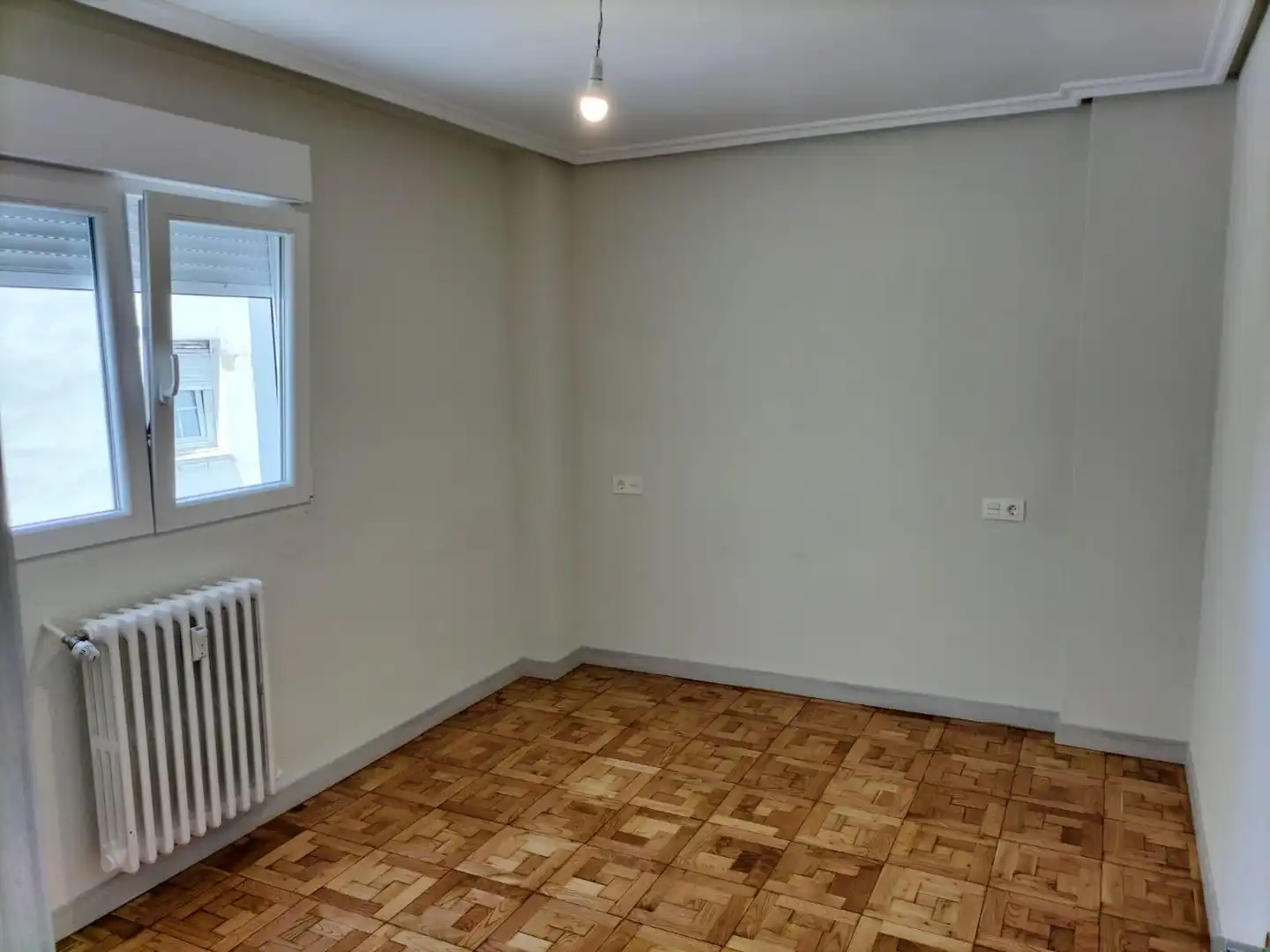 Piso de alquiler en Palencia con Calefacción y Parquet