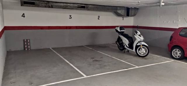 Garaje en Venta en Carrer de l'Avenir, 22 en Sant Gervasi- Galvany