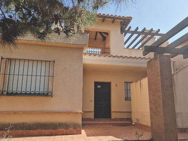 Adossat amb jardí en venda a La Pinilla - Las Palas