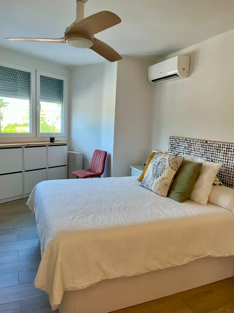 Bedroom of Flat for sale in Torremolinos  with Air Conditioner, Terrace and Furnished