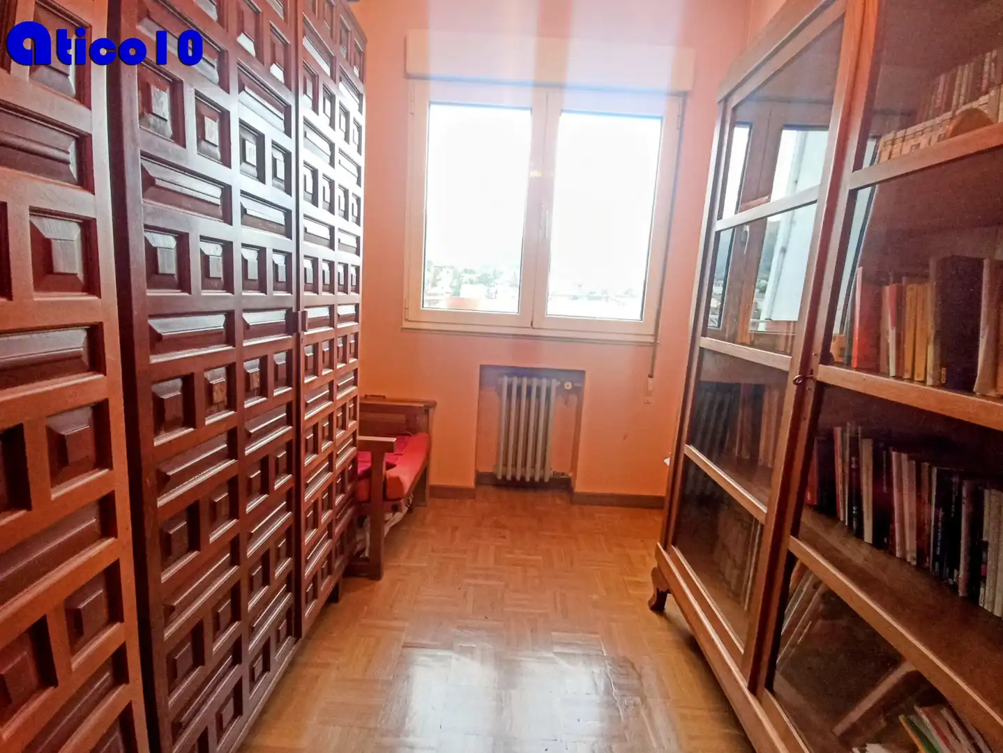 Piso en venta en Oviedo  con Calefacción, Parquet y Terraza