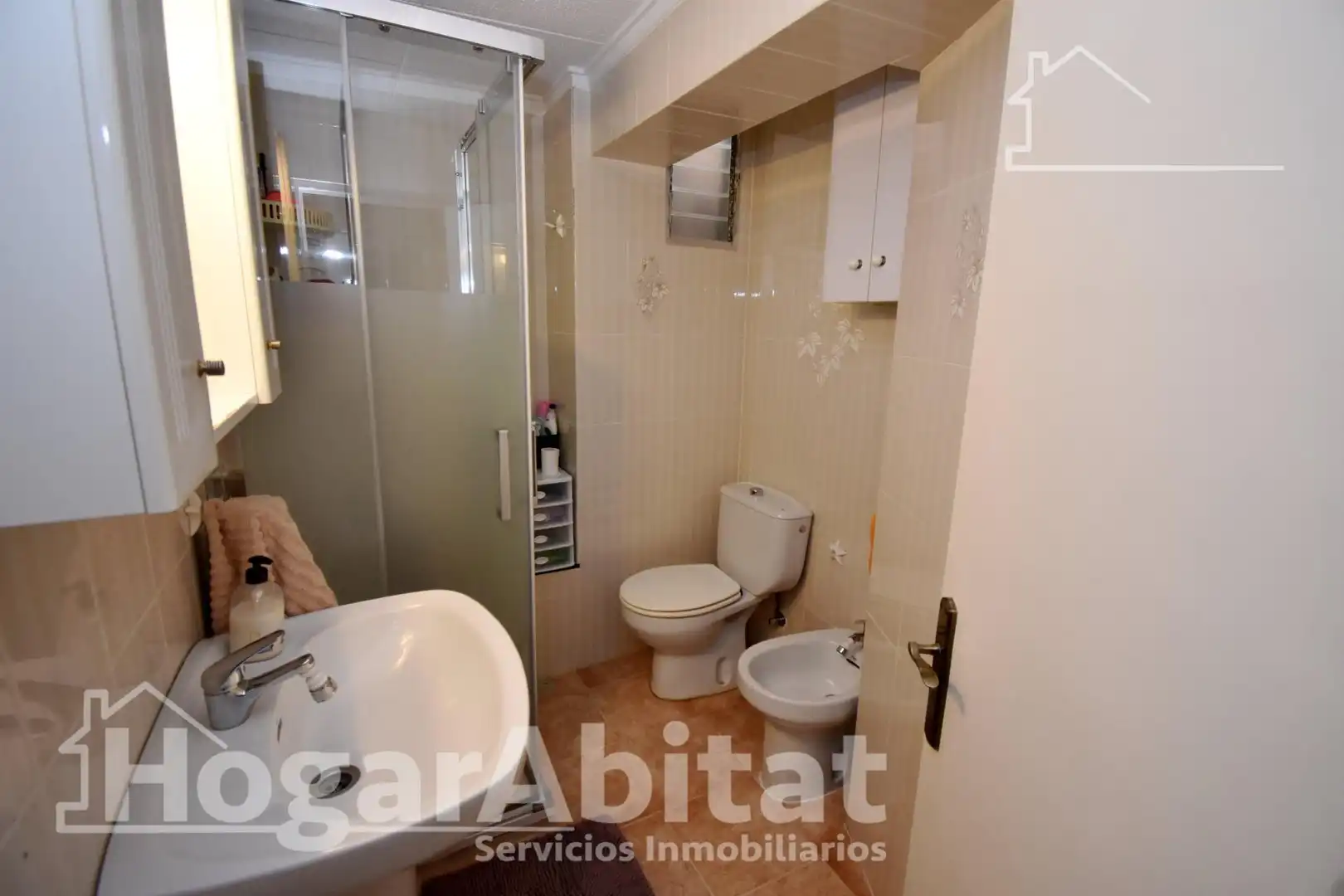 Badezimmer von Wohnung zum Verkauf in Alzira mit Klimaanlage und Balkon