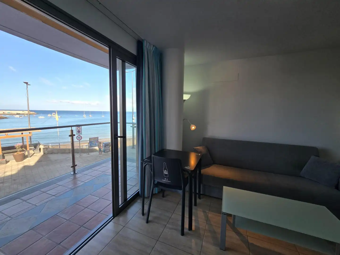 Schlafzimmer von Wohnungen zur Miete in Mogán mit Terrasse, Möbliert und Balkon