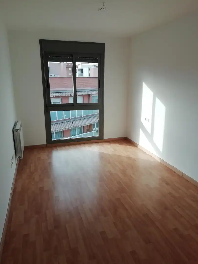 Wohnung zur Miete in Calle FELIP PEDRELL, Nou Eixample Sud