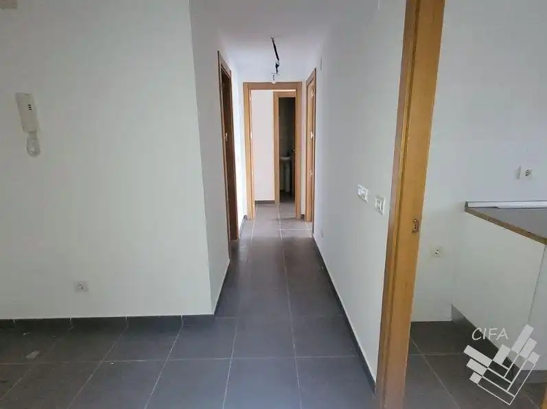 Piso en venta en Centro Comercial - Capsades - Hospital