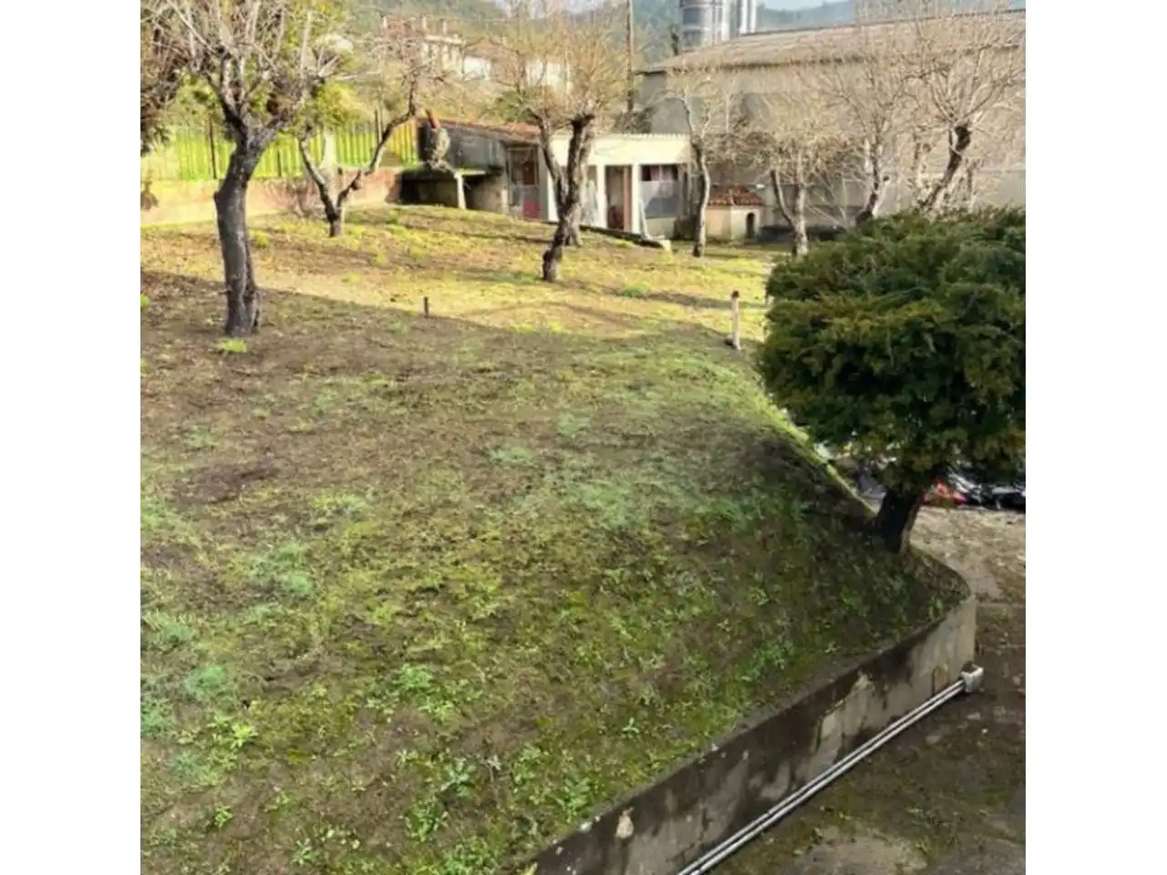 Casa o xalet en venda en Ourense Capital  amb Calefacció, Jardí privat i Parquet