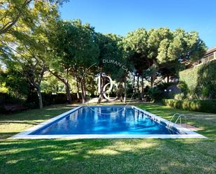 Garden of House or chalet for sale in Sitges  with Air Conditioner, Heating and Private garden