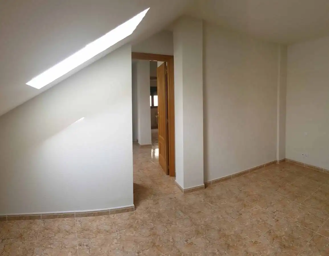 Maisonette zur Miete in Medina de Rioseco mit Heizung, Balkon und Haustiere erlaubt