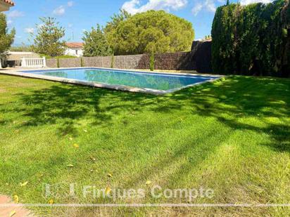 Piscina de Casa o xalet en venda en Roda de Berà amb Jardí privat, Terrassa i Piscina