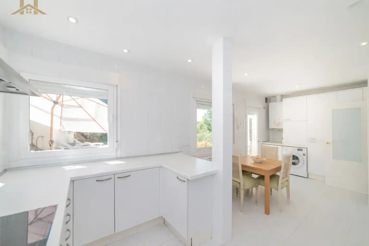 Küche von Haus oder Chalet zum Verkauf in Torrelodones mit Heizung, Privatgarten und Terrasse