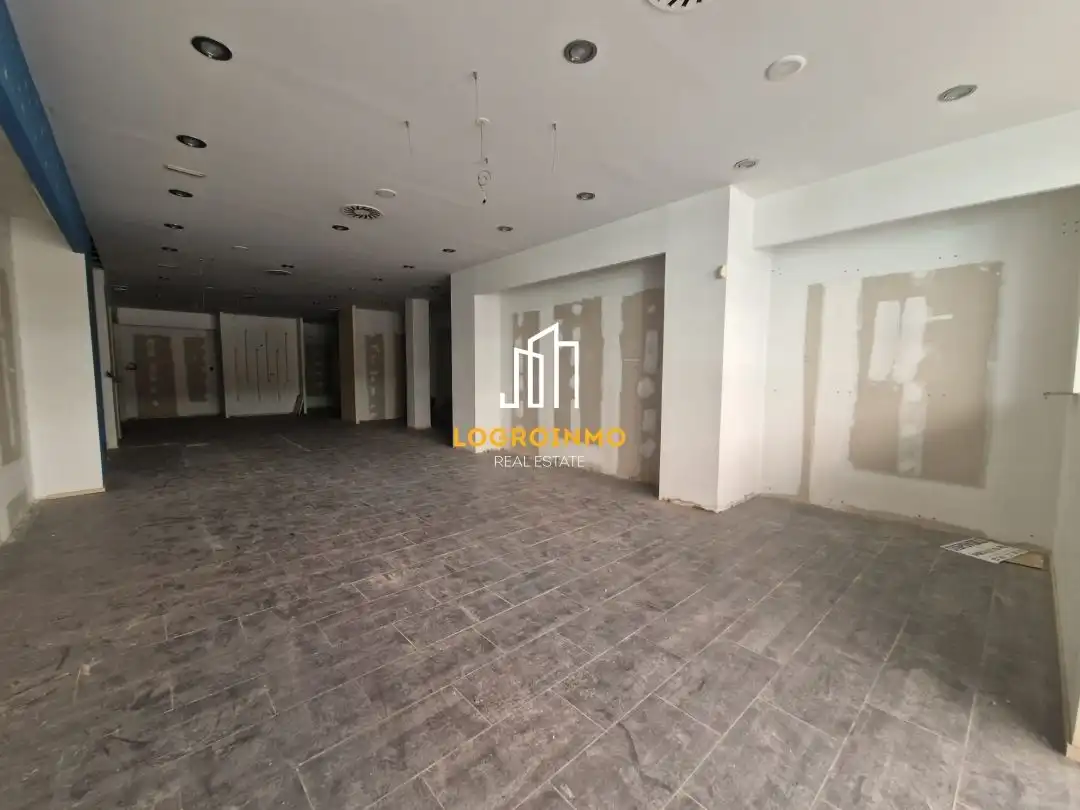 Local comercial en alquiler en Centro, imagen 4