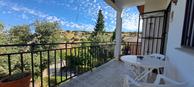 Casa-chalet en Venta en Maello