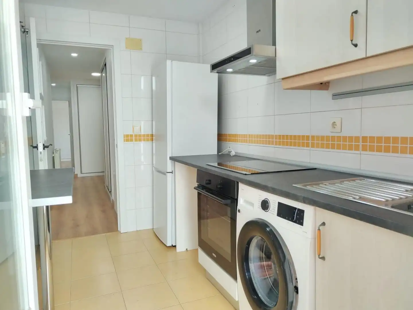 Flat for rent in Perlita