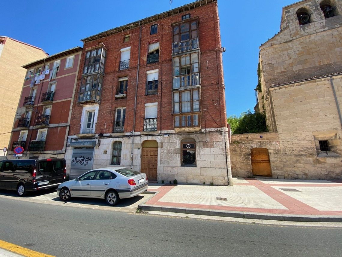 Vista exterior de Pis en venda en Miranda de Ebro amb Parquet