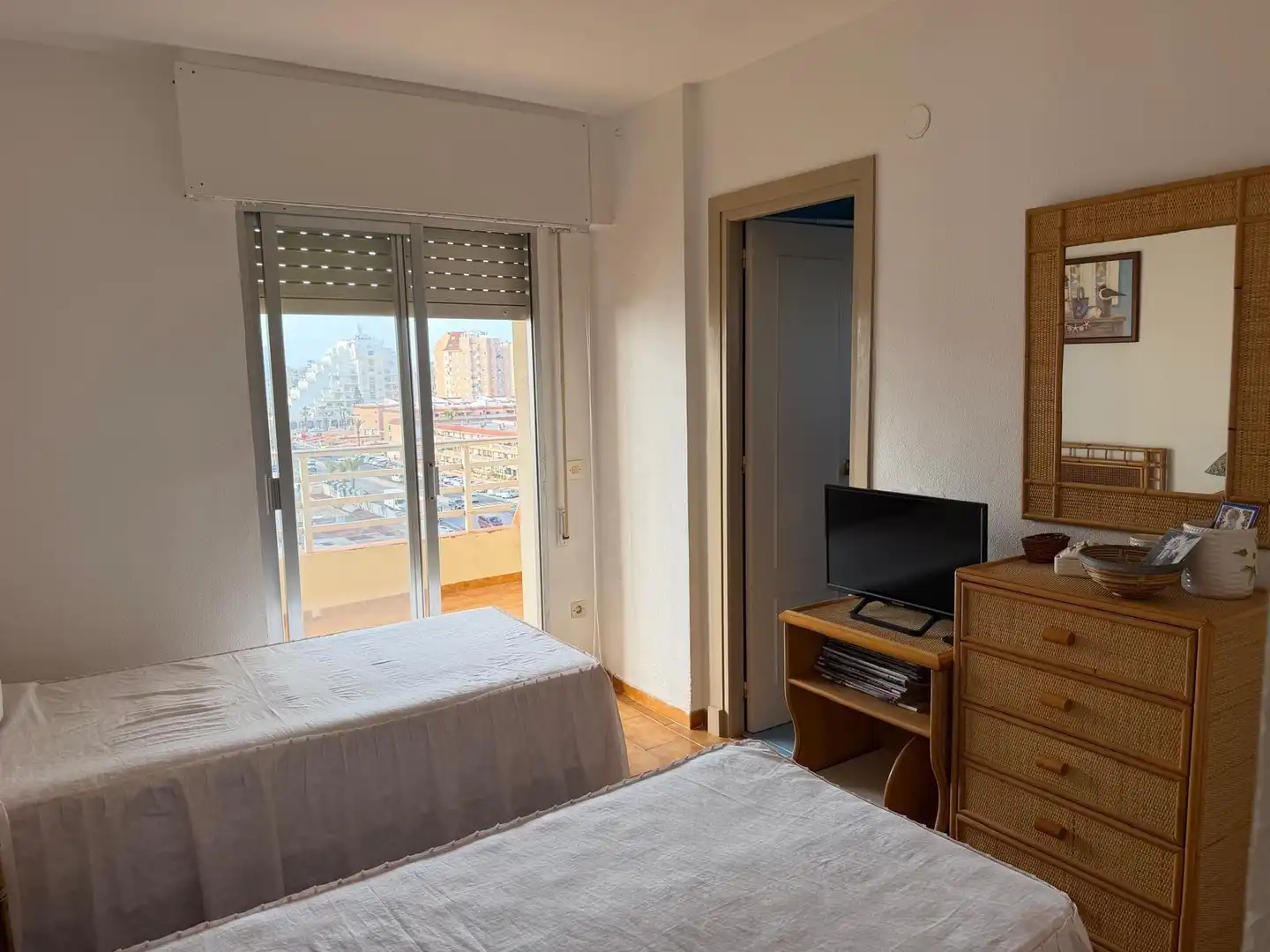 Flat for rent in Urbanizacion NUEVAS SIRENAS-MANGA, Entremares