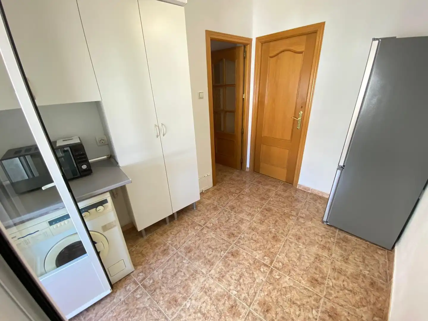 Room in Calle de Pedro Laborde, 10, Portazgo