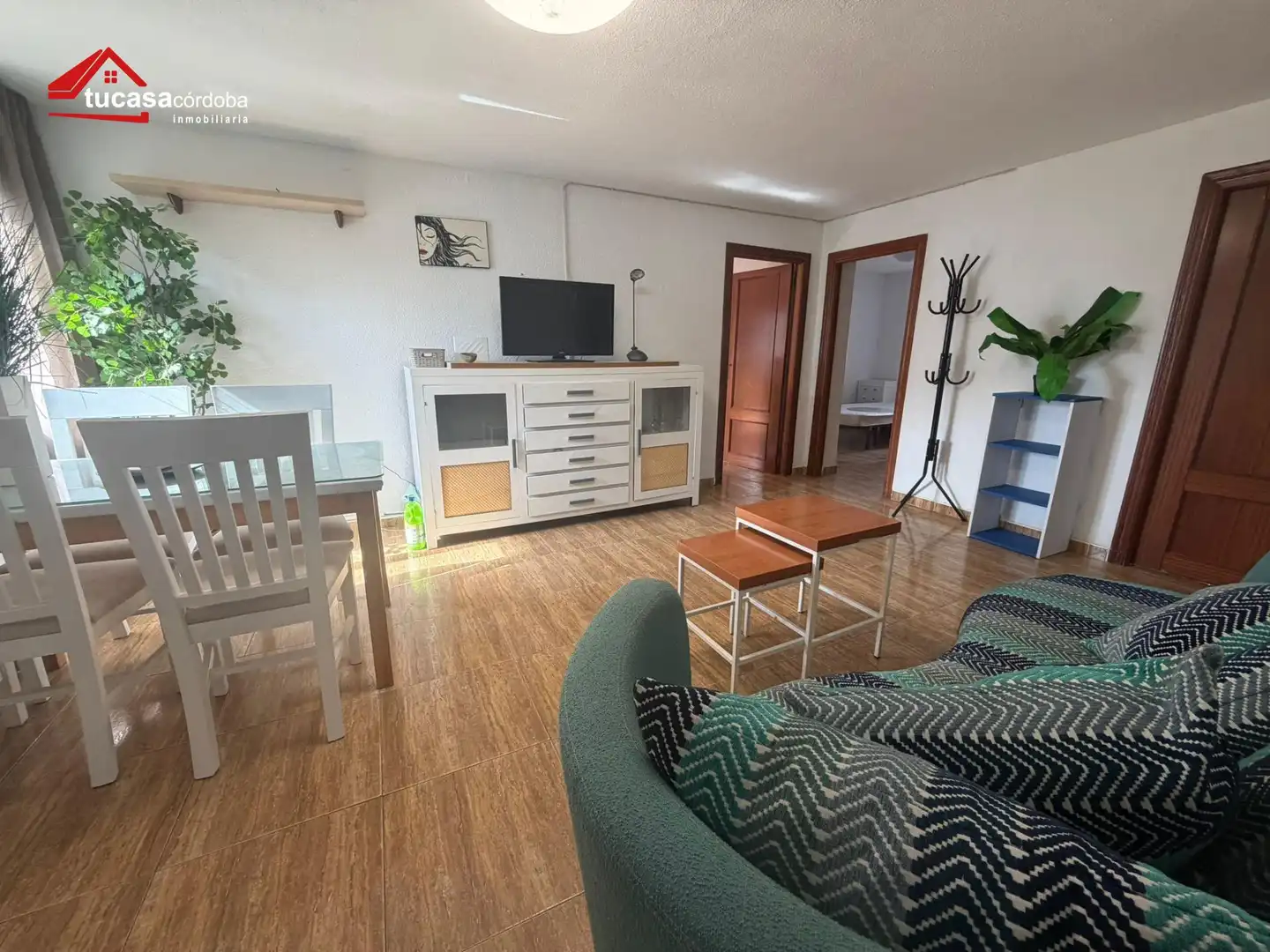 Living room of Flat for sale in Córdoba  with Air Conditioner, Terrace and Furnished