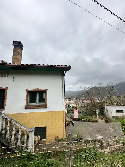 Vista exterior de Casa o chalet en venta en Pravia con Calefacción, Jardín privado y Terraza