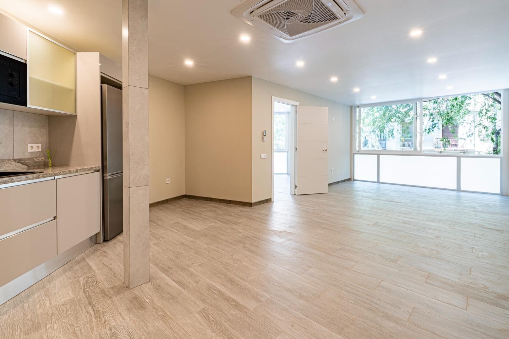 Oficina de lloguer a Sant Antoni, Eixample