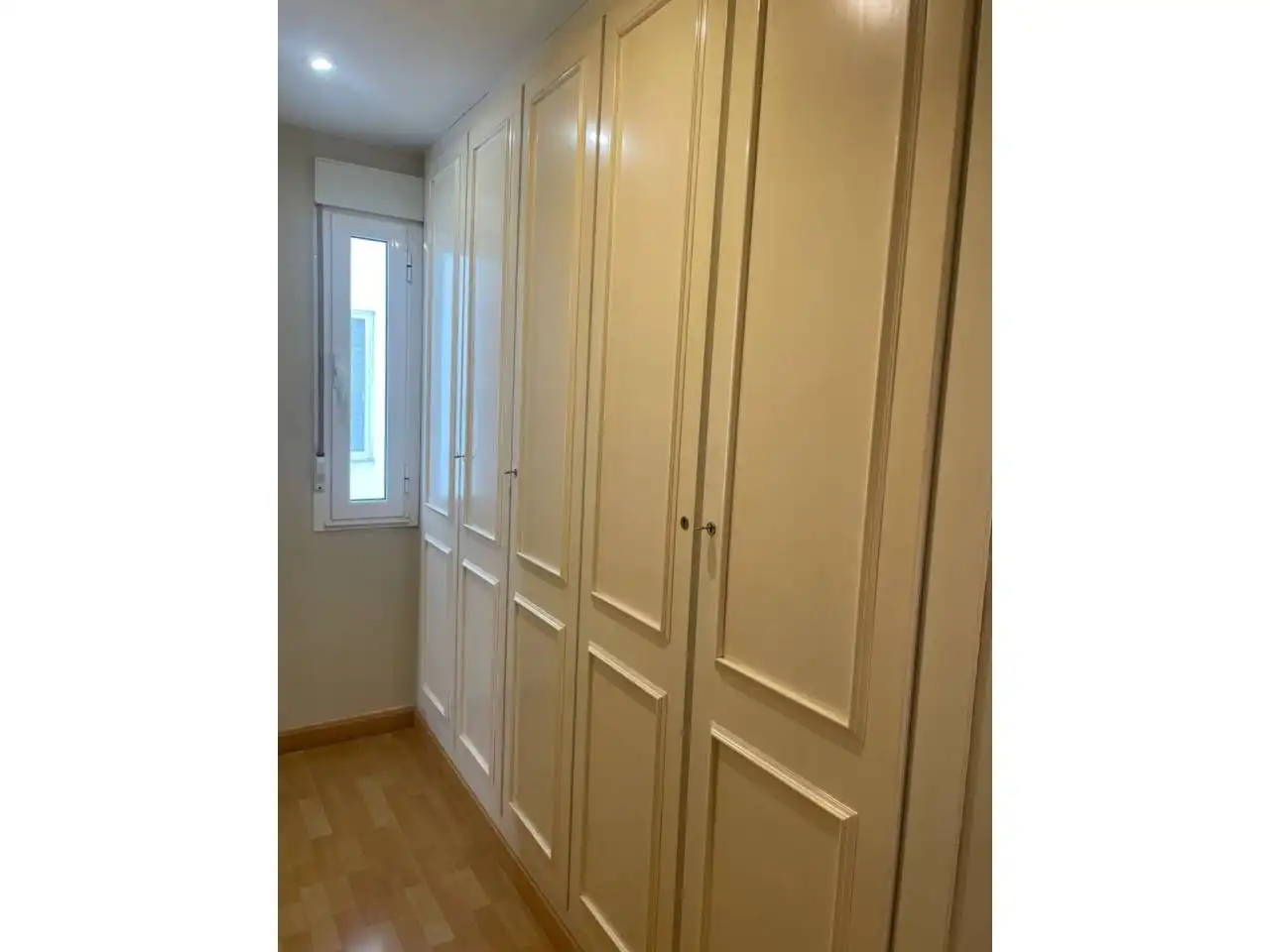 Habitación de Piso en venta en León Capital  con Calefacción, Terraza y Trastero