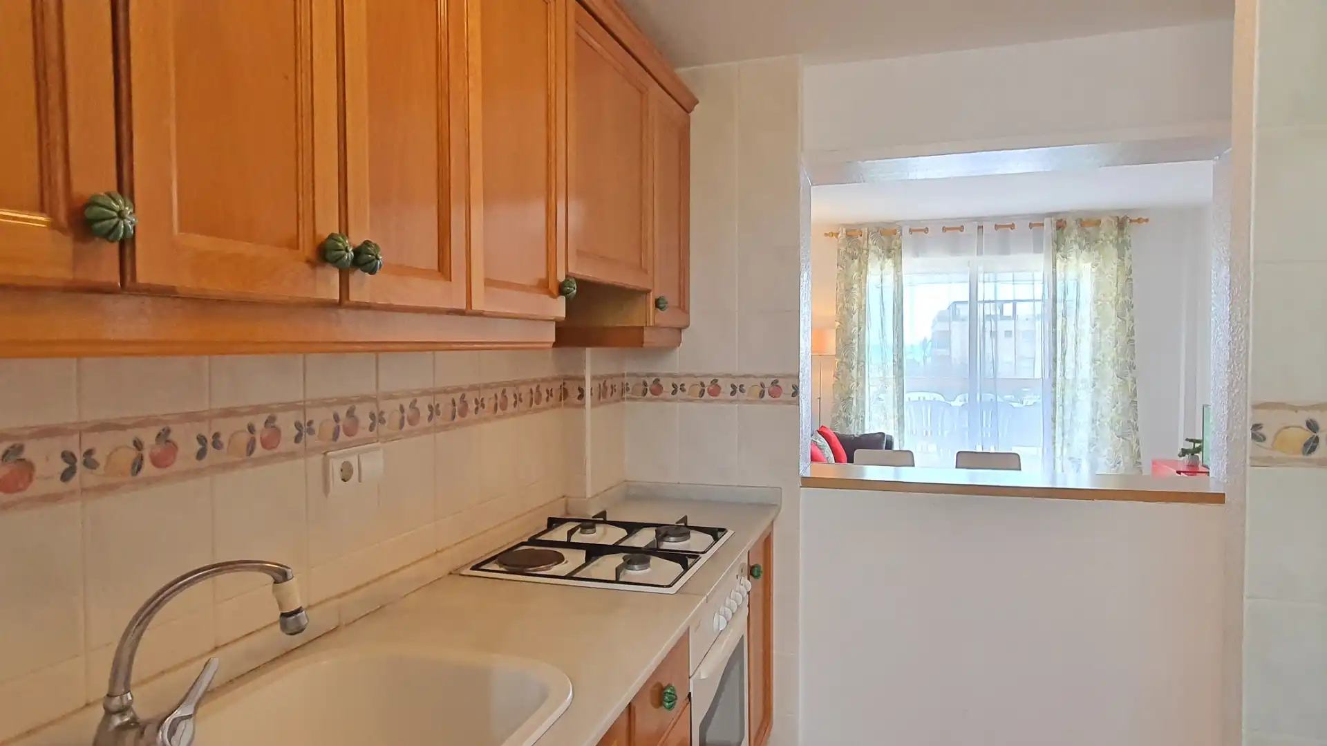 Cocina de Apartamento de alquiler en Xeraco con Terraza, Amueblado y Horno