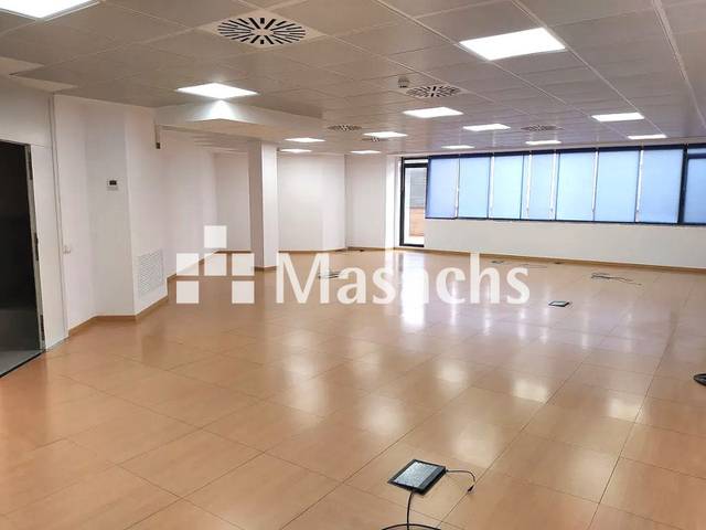 Oficina en Alquiler en El Coll