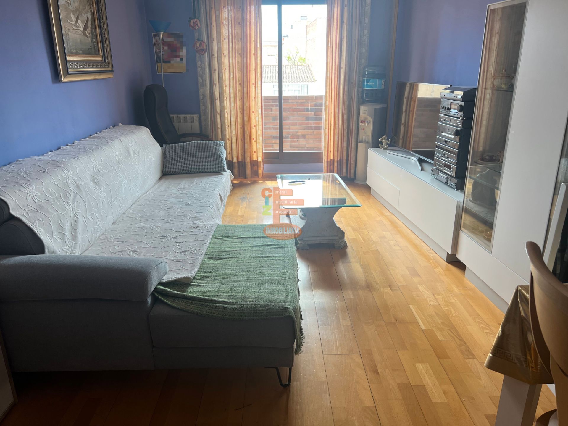 Sala d'estar de Pis en venda en  Zaragoza Capital amb Calefacció, Parquet i Terrassa