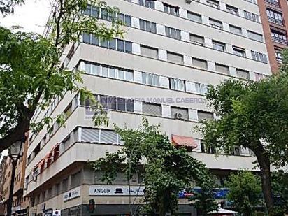 Vista exterior de Pis en venda en Cáceres Capital amb Calefacció, Parquet i Terrassa