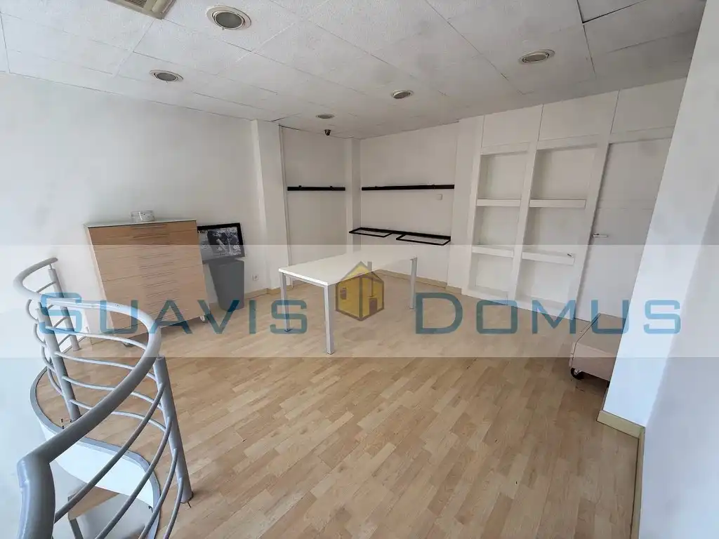 Business premises for sale in Plaza de Santa María 12, imagen 2