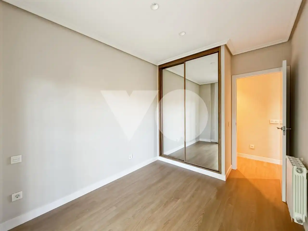 Schlafzimmer von Erdgeschoss zur Miete in Majadahonda mit Heizung, Privatgarten und Terrasse