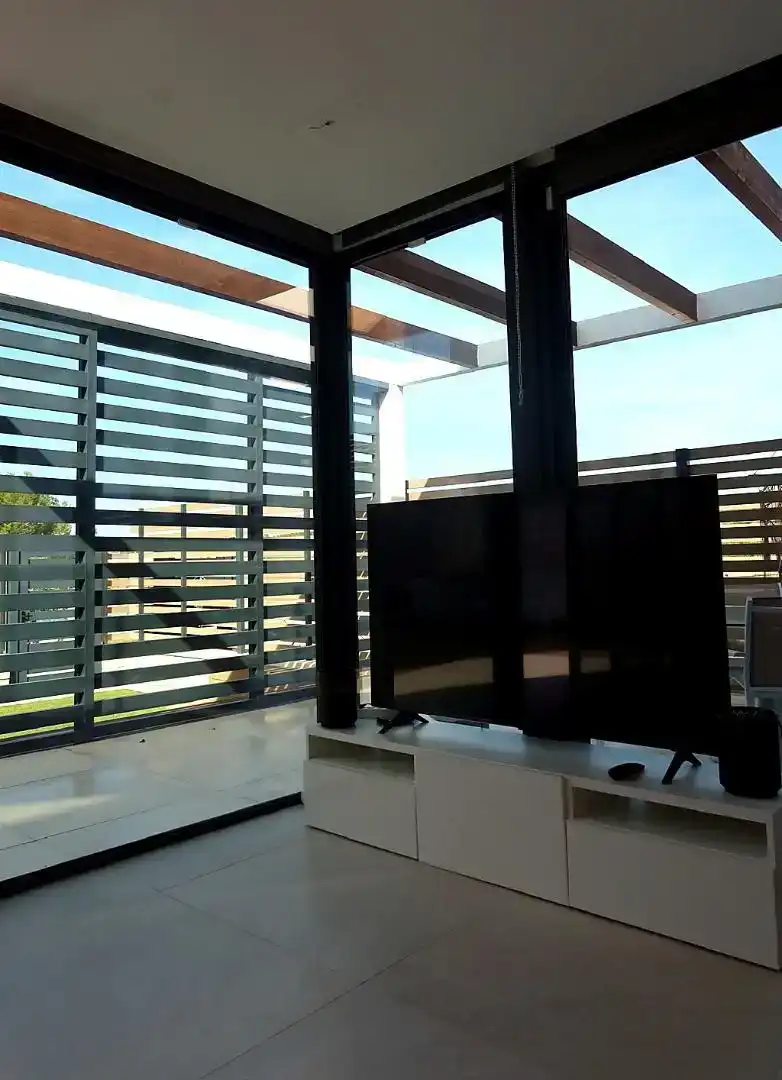 Sala d'estar de Casa o xalet de lloguer en Sant Josep de sa Talaia amb Aire condicionat, Jardí privat i Traster