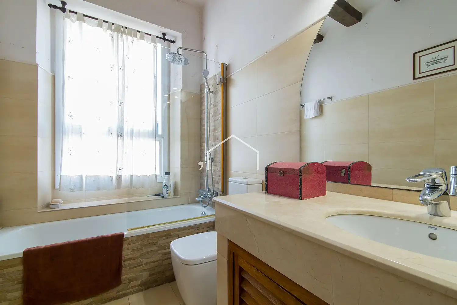Bathroom of Country homes for sale in El Masnou  with Heating, Private garden and Terrace