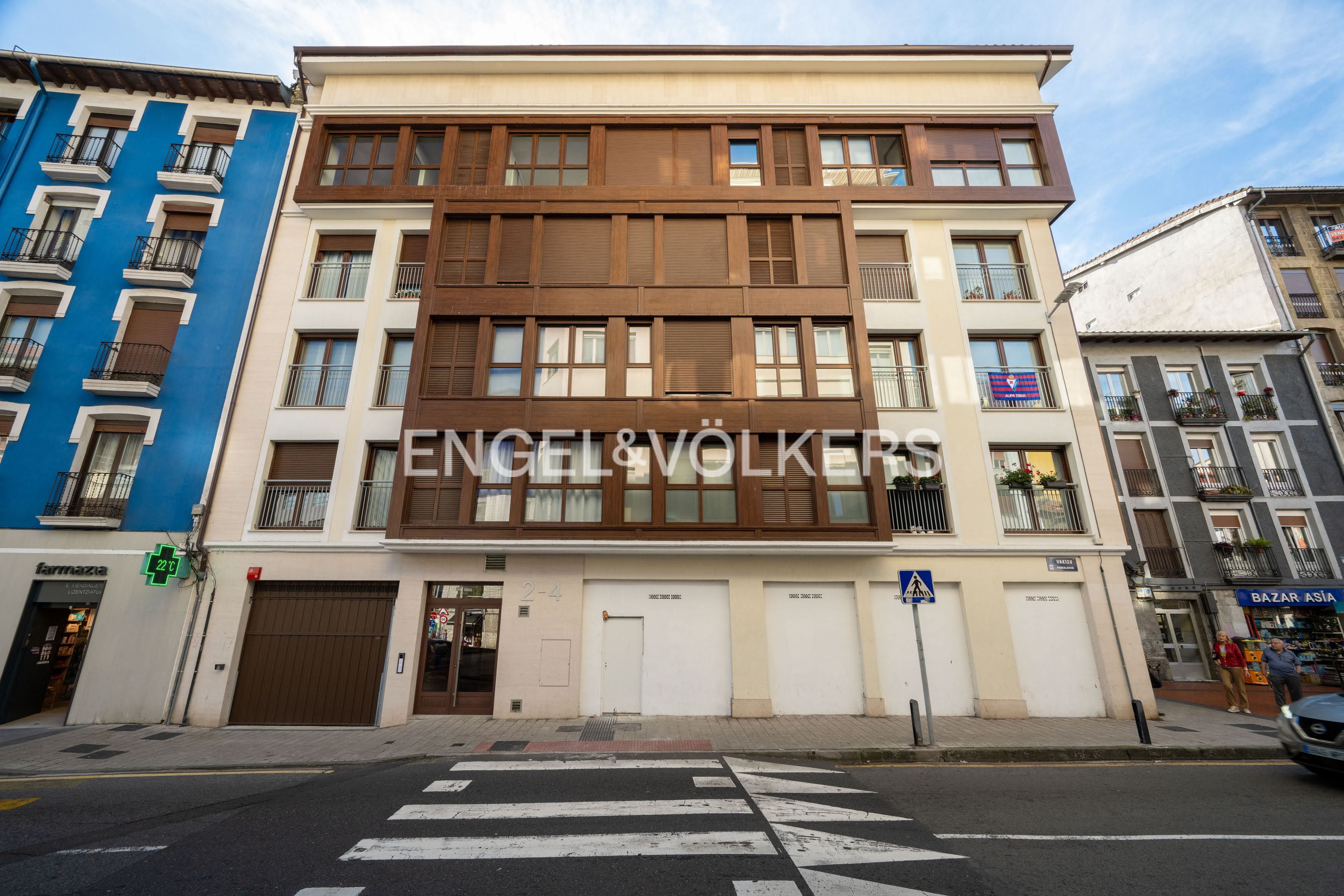 Exterior view of Duplex for sale in Eibar  with Air Conditioner and Heating