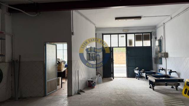 Casa-chalet en Venta en Armunia