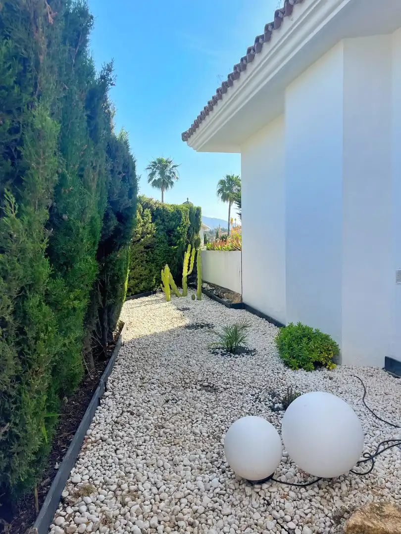 Villa con piscina in vendita a Nueva Andalucía, imagen 44