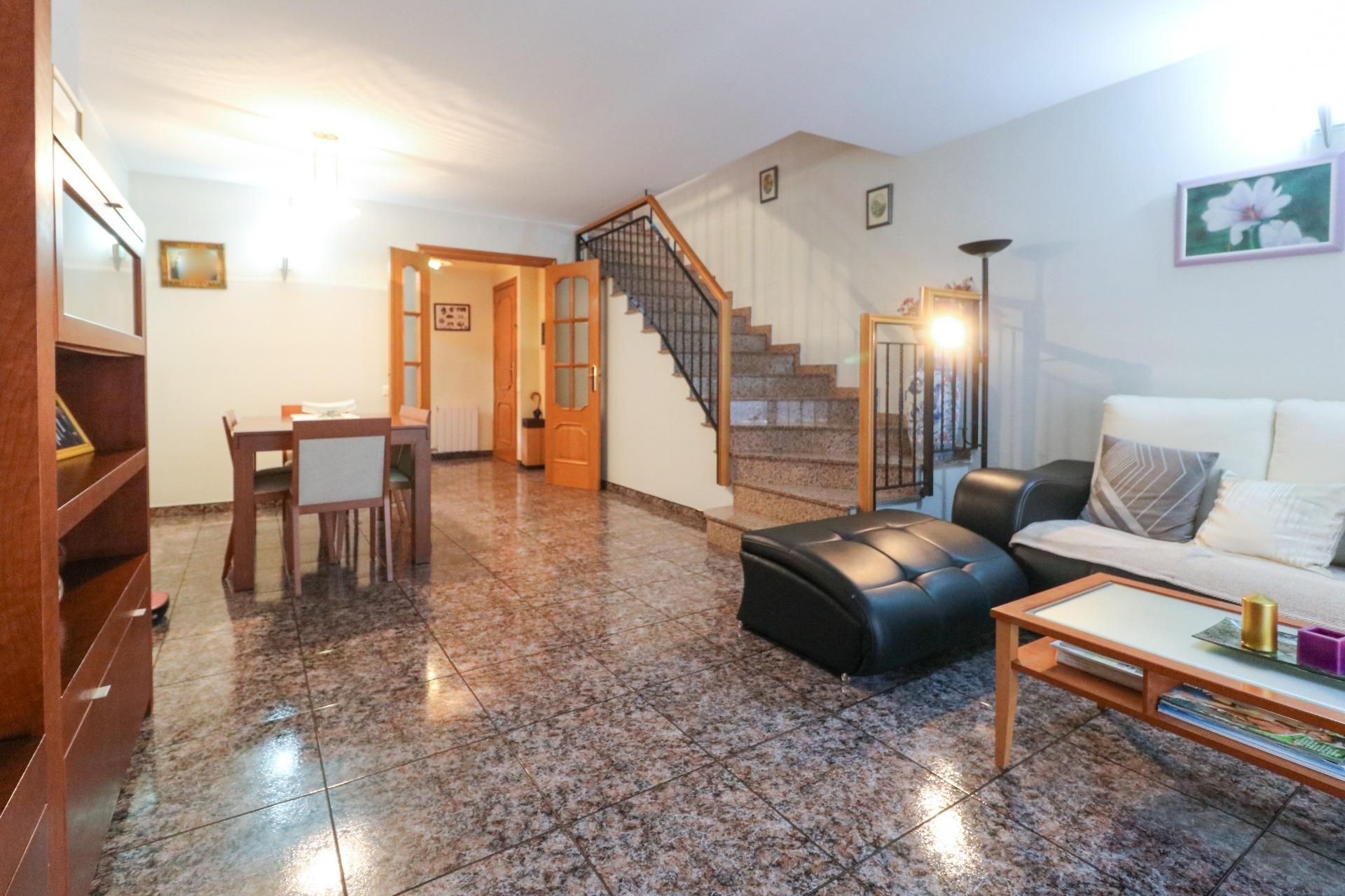 Single-family semi-detached for sale in Castelldefels  with Air Conditioner, Heating and Balcony