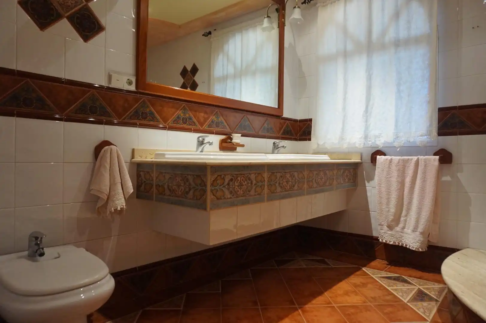 Bany de Casa o xalet en venda en Elche / Elx amb Jardí privat, Terrassa i Traster