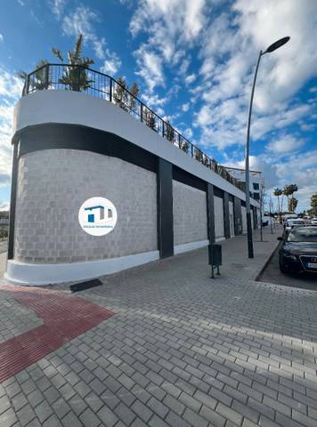 Local comercial en Alquiler en Las Almenas