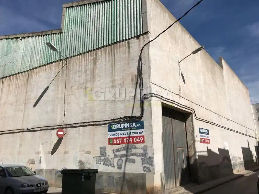 Außenansicht von Fabrikhallen zum Verkauf in Burriana / Borriana