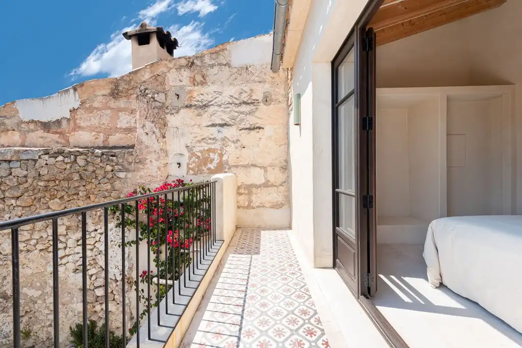 Terraza de Finca rústica en venta en Selva con Aire acondicionado, Calefacción y Jardín privado