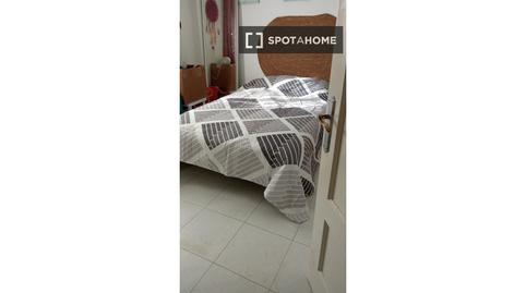 Foto 2 de Pis per a compartir a Río Real, Marbella