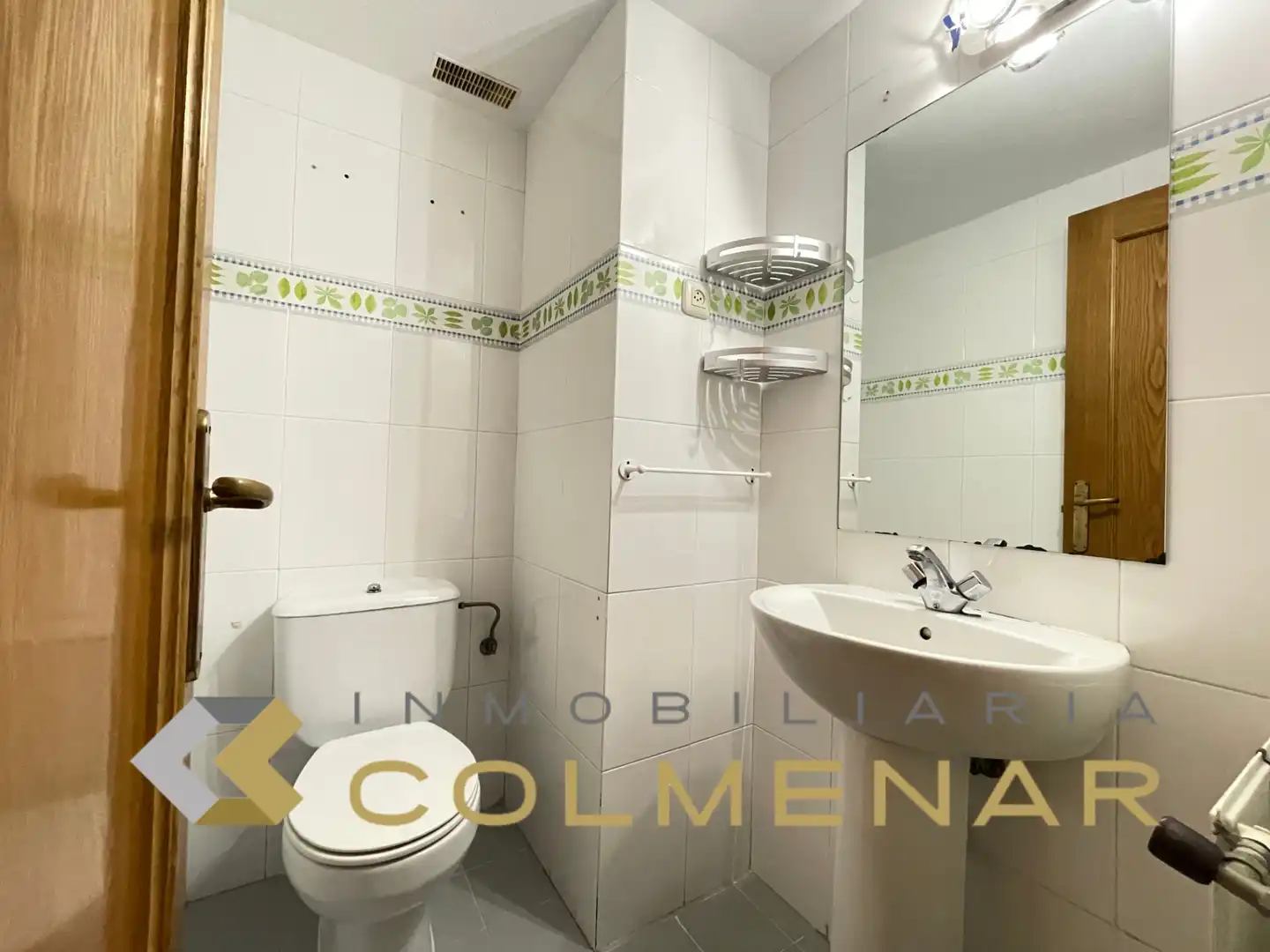Baño de Piso de alquiler en Tres Cantos con Calefacción, Terraza y Trastero