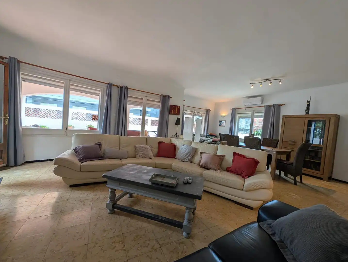 Wohnzimmer von Haus oder Chalet zum Verkauf in Roses mit Privatgarten, Terrasse und Möbliert