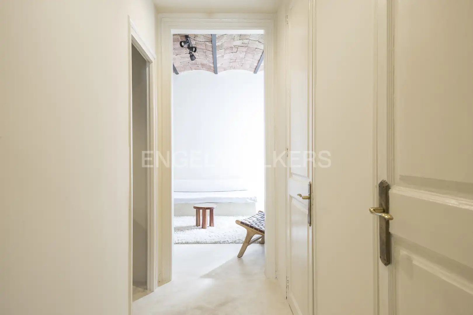 Flat for rent in Barcelona  with Air Conditioner, Heating and Balcony