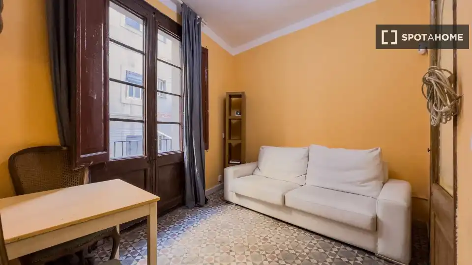 Piso de alquiler en El Raval