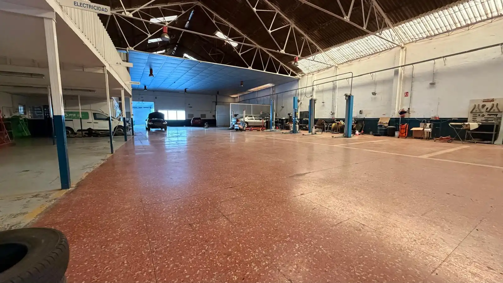 Parking de Nave industrial en venta en Cartagena