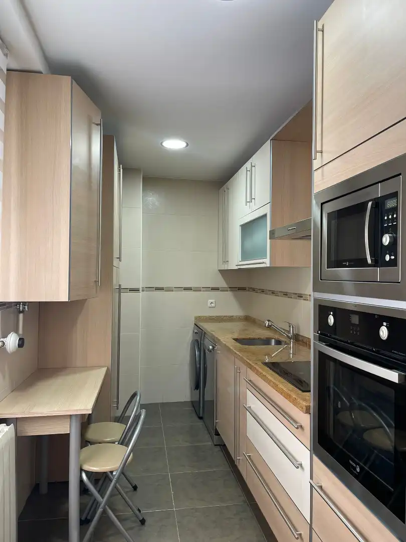 Küche von Wohnung zur Miete in Plasencia mit Klimaanlage, Heizung und Möbliert