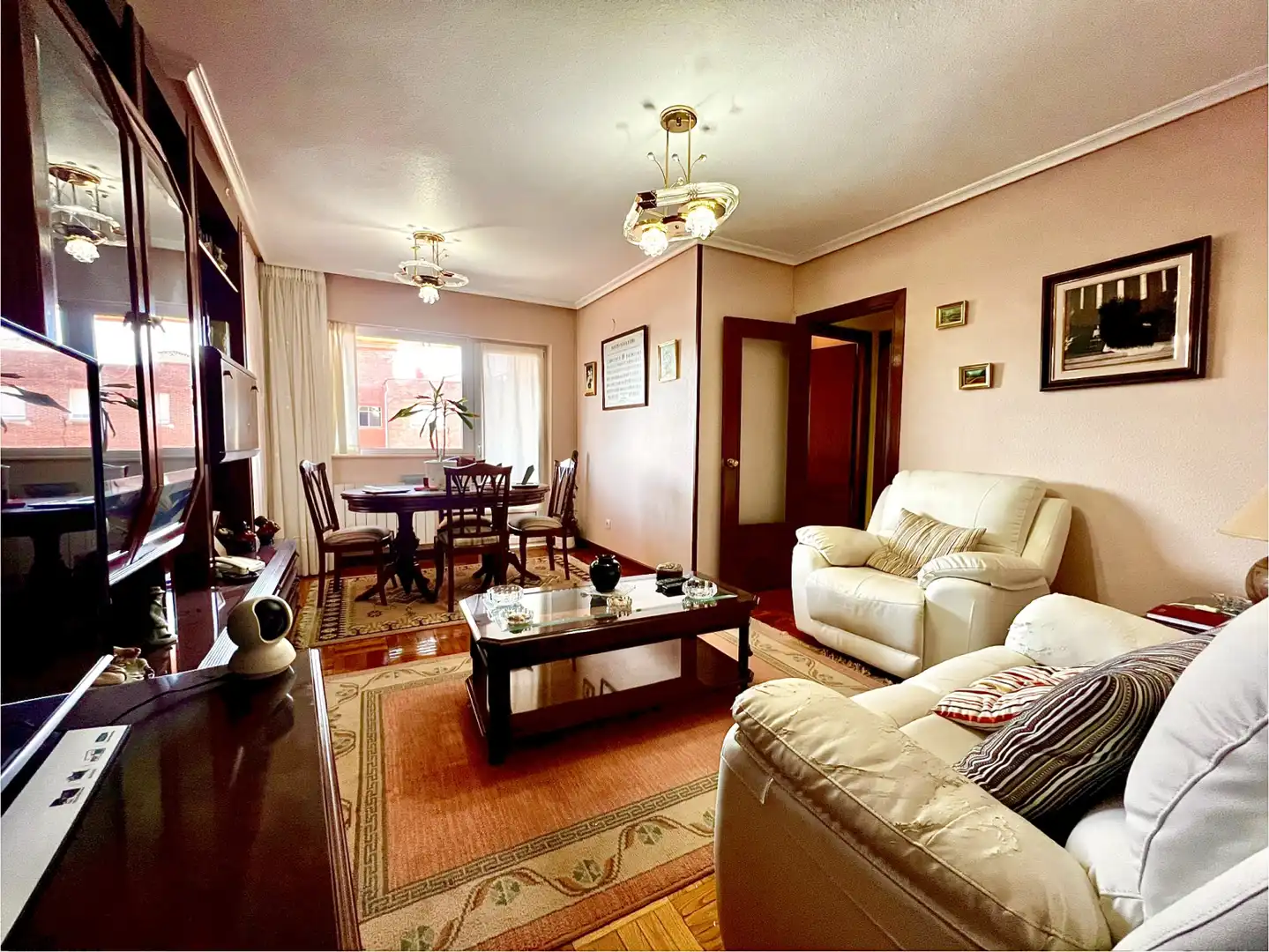 Living room of Flat for sale in Santander  with Heating, Parquet flooring and Storage room