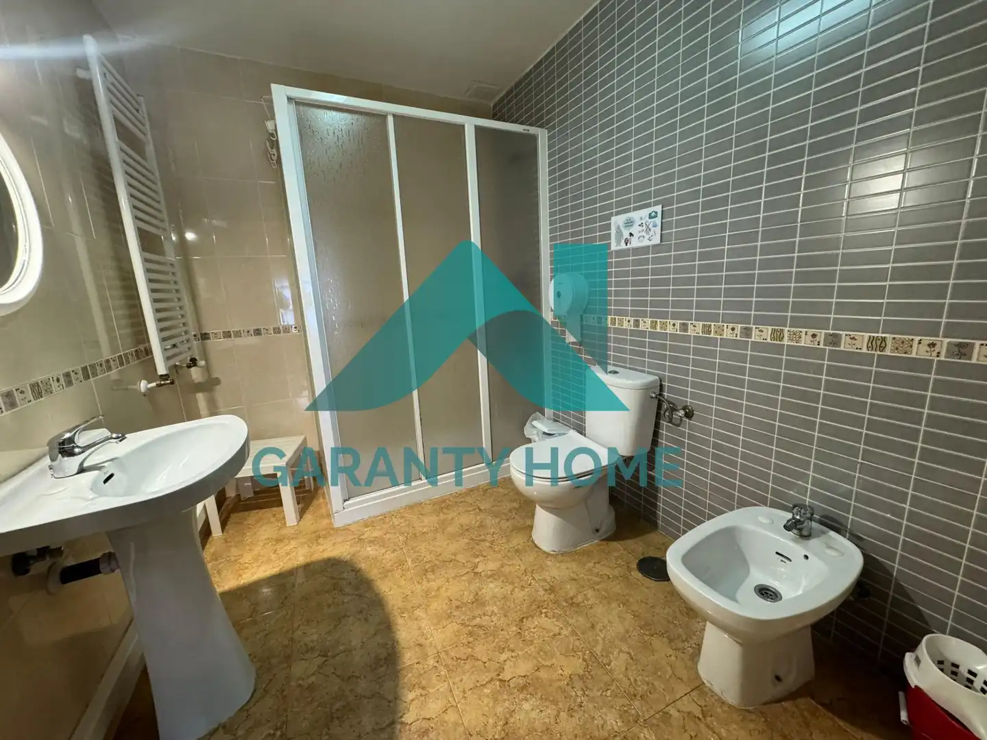 Bathroom of Buildings for sale in Cáceres